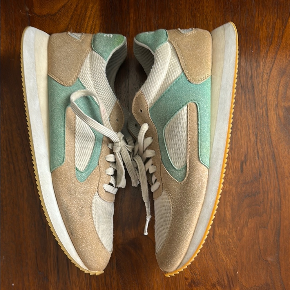 Clae Edson Green and Tan men’s Sneakers